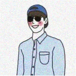 演员何诗雅头像